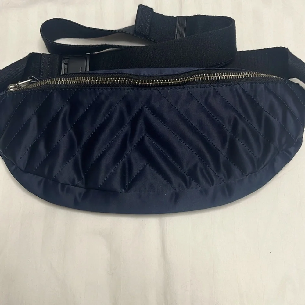 Athlete navy bum sling crossbody bag - Picture 2 of 7